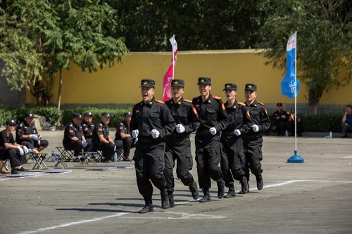 保安大比武1 - 副本.jpg 保安大比武1 - 副本.jpg