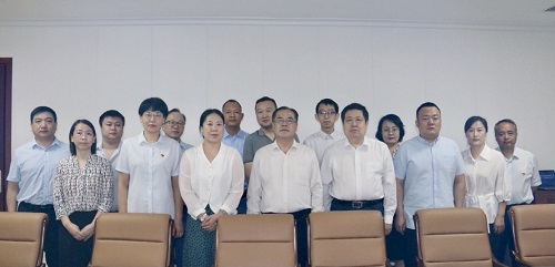 E:\祿發(fā)稿件\2021年\董事會1 - 副本.jpg E:\祿發(fā)稿件\2021年\董事會1 - 副本.jpg